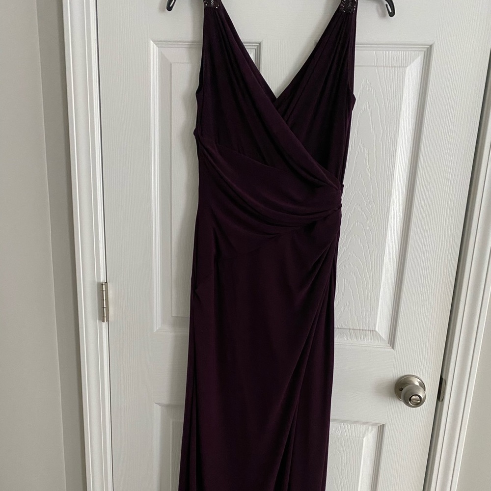 Dress/Gown